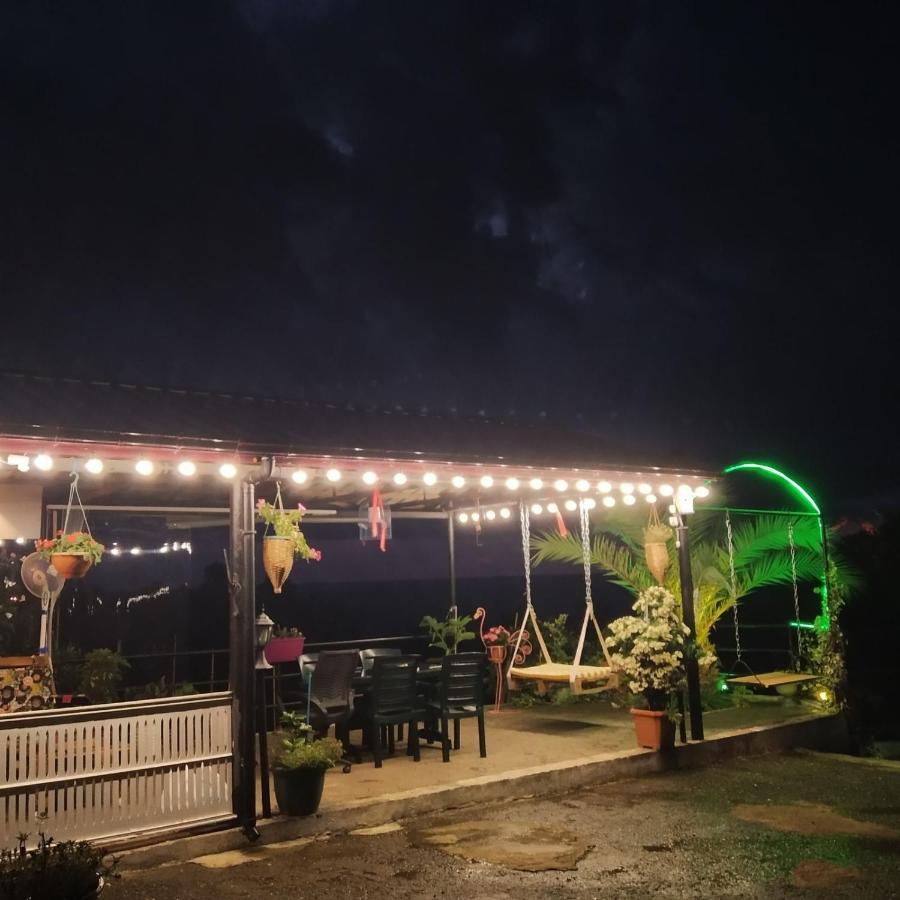 Kemeni Garden Hotell Batumi Exteriör bild