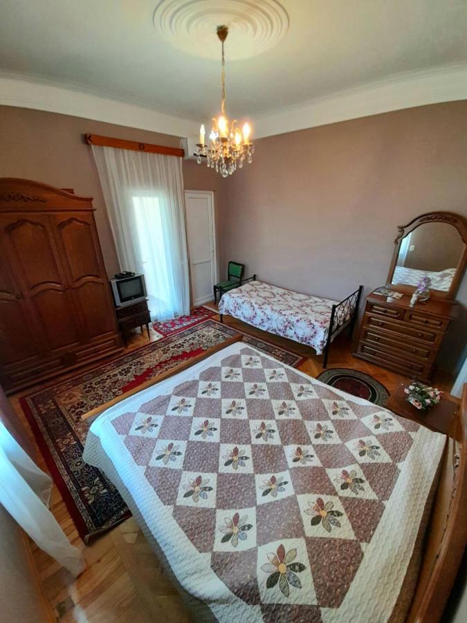 Kemeni Garden Hotell Batumi Exteriör bild