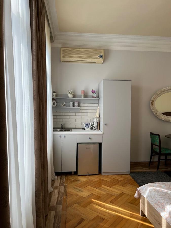 Kemeni Garden Hotell Batumi Exteriör bild