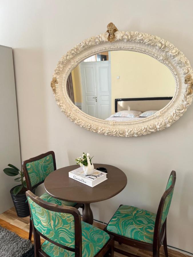 Kemeni Garden Hotell Batumi Exteriör bild