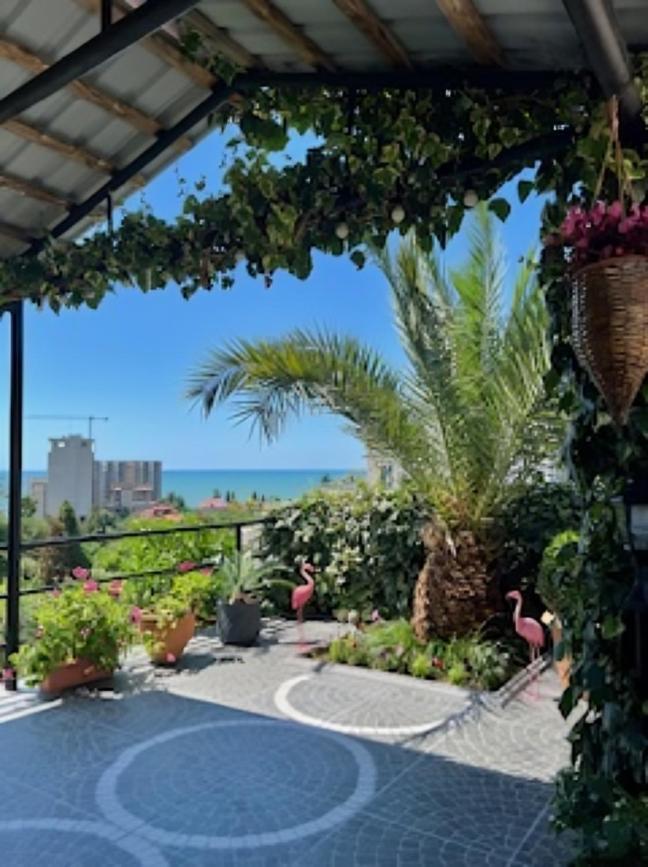 Kemeni Garden Hotell Batumi Exteriör bild